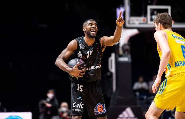 被对手抓住 被对手抓住