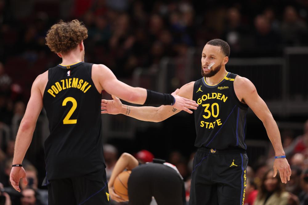 3亿英镑 3亿英镑